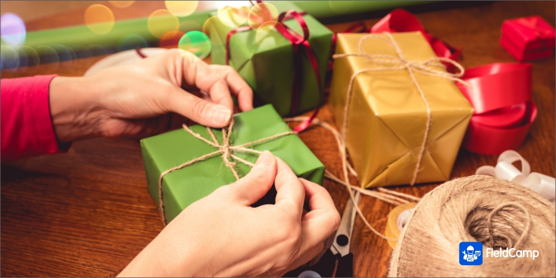 Gift wrapping service - season business idea